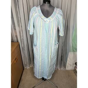 striped house dress duster vintage cotton  pastel blue pink yellow
